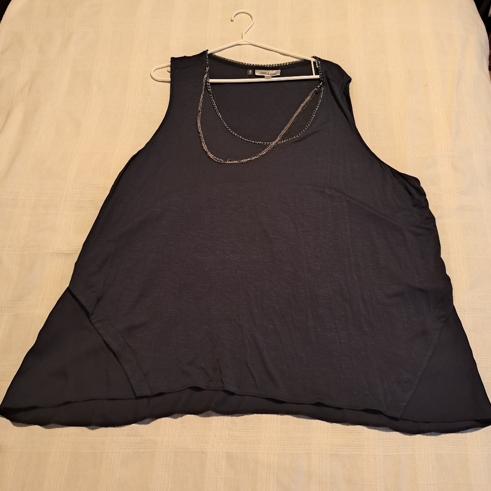 Jennifer Lopez women's size 3X navy tank top, New
